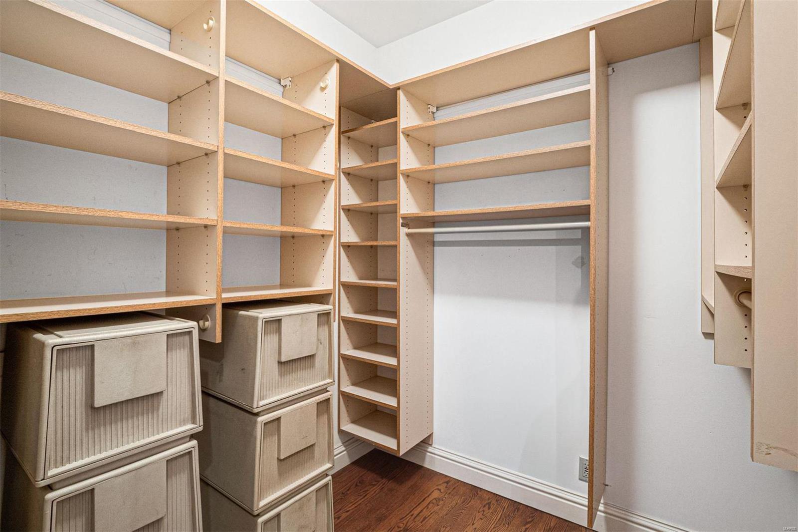 Commons Condo Ph 1 The - Residential