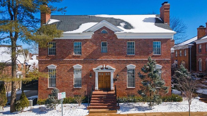Built in 1987, The Commons is a beautifully classic, well appointed townhome in the center of Clayton. The center hall floor plan is filled with spectacular crown moldings, high ceilings, and wood floors through out. Spacious and bright rooms gives you plenty of space to live in comfortably. Eat in kitchen with bay window opens to the deck, perfect for grilling. Retreat to the wood paneled den with it's marble surround gas fireplace and built in bookshelves. The primary bedroom has three exposures, gas fireplace and two large walk-in closets. Recreation room in lower level gives more square footage to spread out. Private elevator in residence, two car tucked under garage. Beautifully maintained by original owner. Wonderful opportunity to make this gracious townhome your own. Location: Other