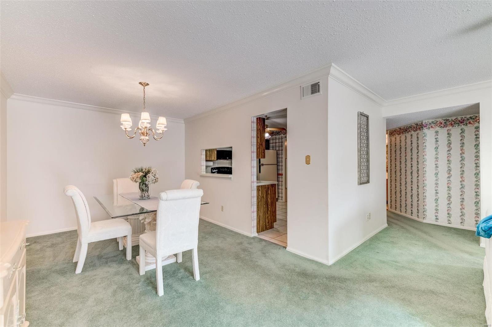 Parkway Gardens Village 1 Condo - Residential