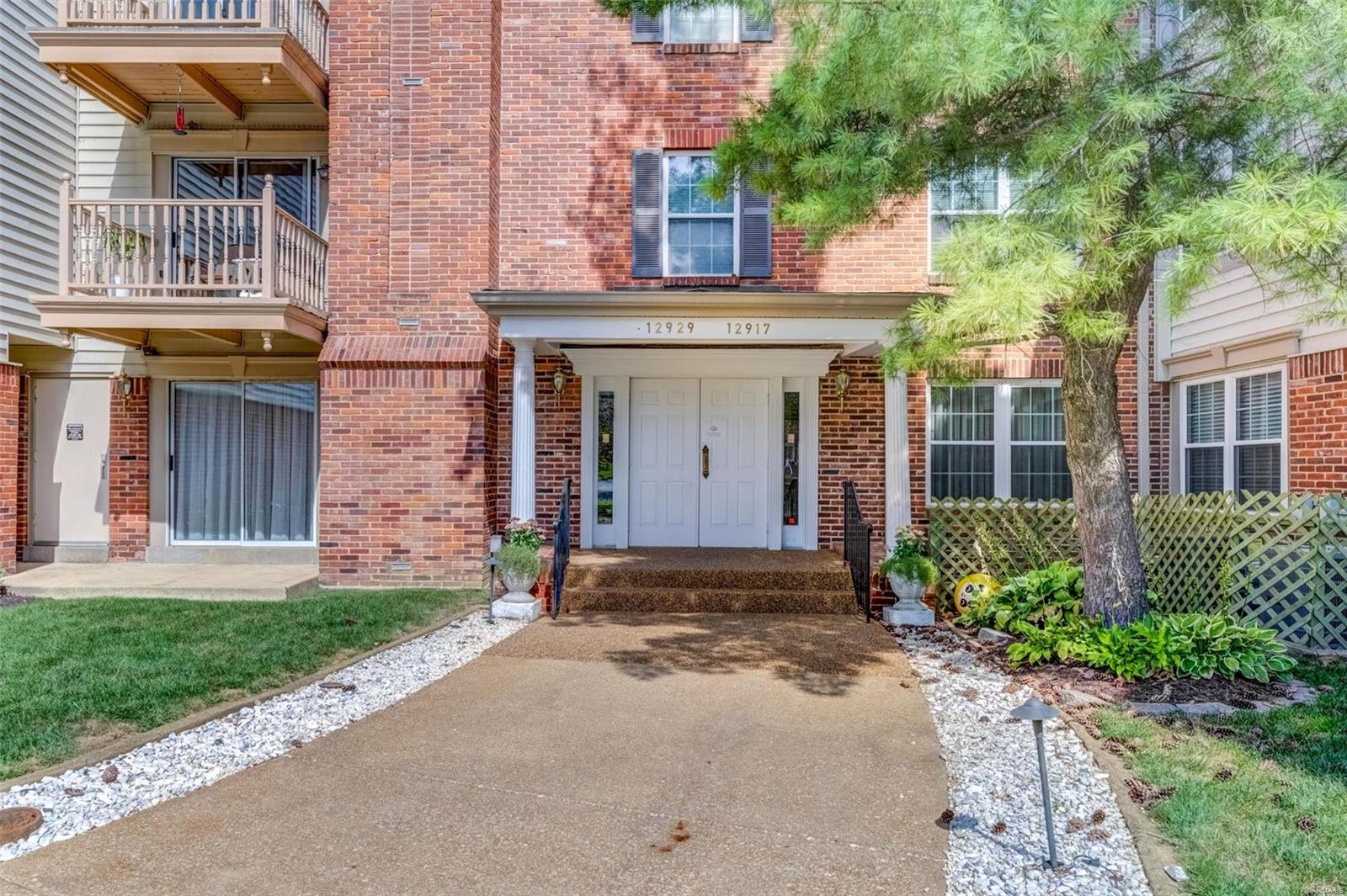 Parkway Gardens Village 1 Condo - Residential