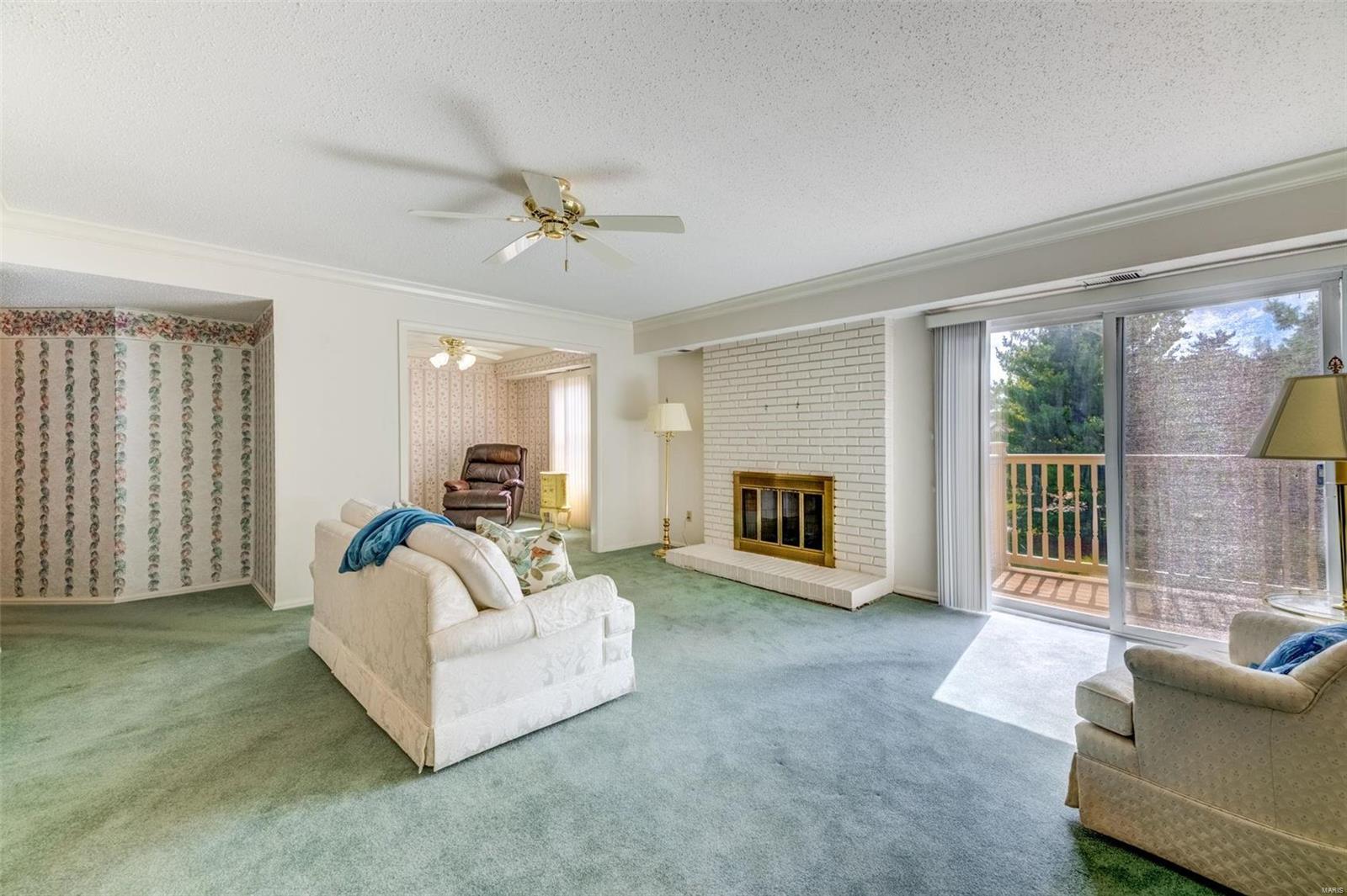 Parkway Gardens Village 1 Condo - Residential