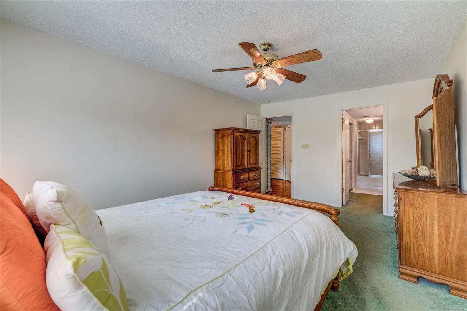 Parkway Gardens Village 1 Condo - Residential