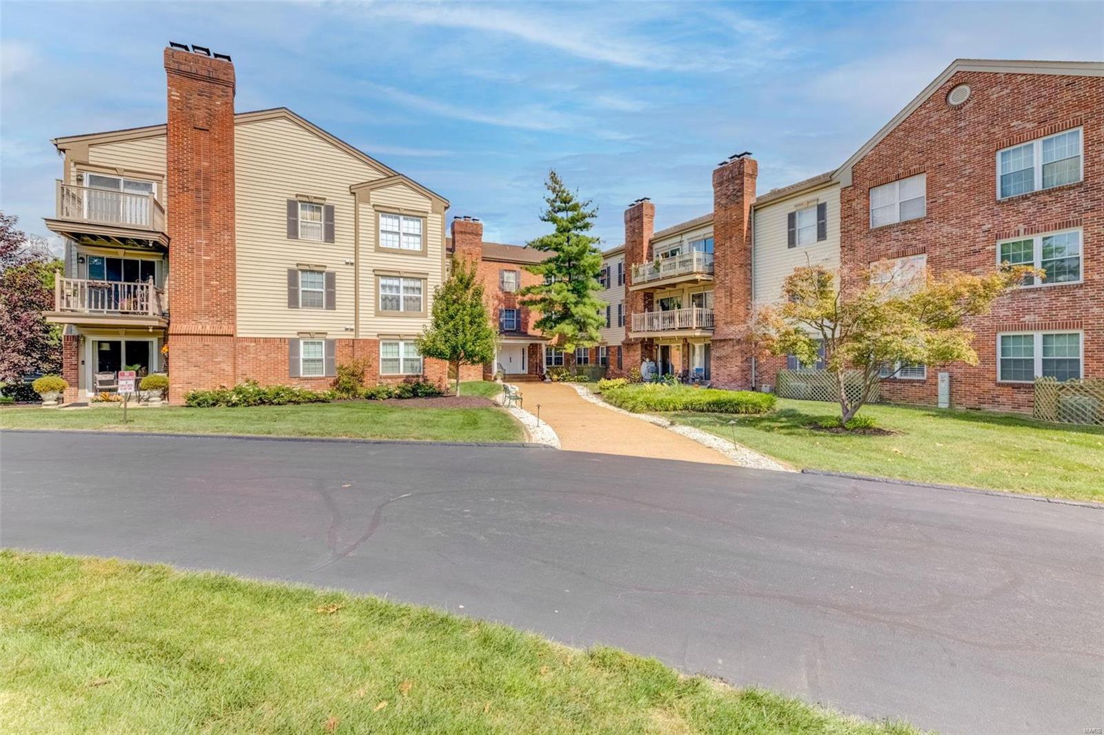 Parkway Gardens Village 1 Condo - Residential