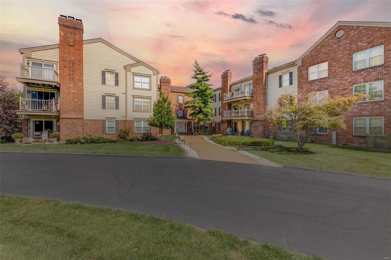 Parkway Gardens Village 1 Condo - Residential