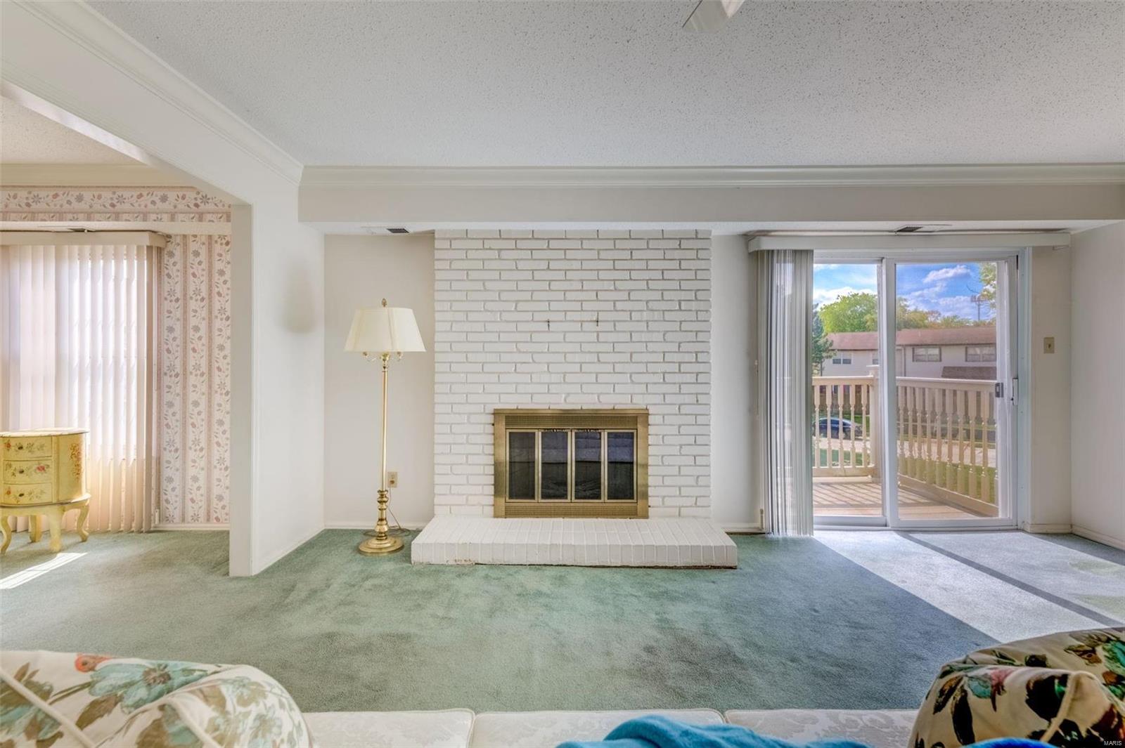 Parkway Gardens Village 1 Condo - Residential