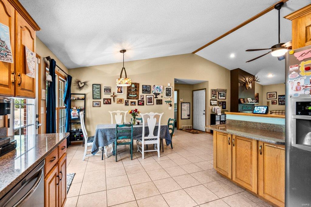 Ridge 03 - Residential