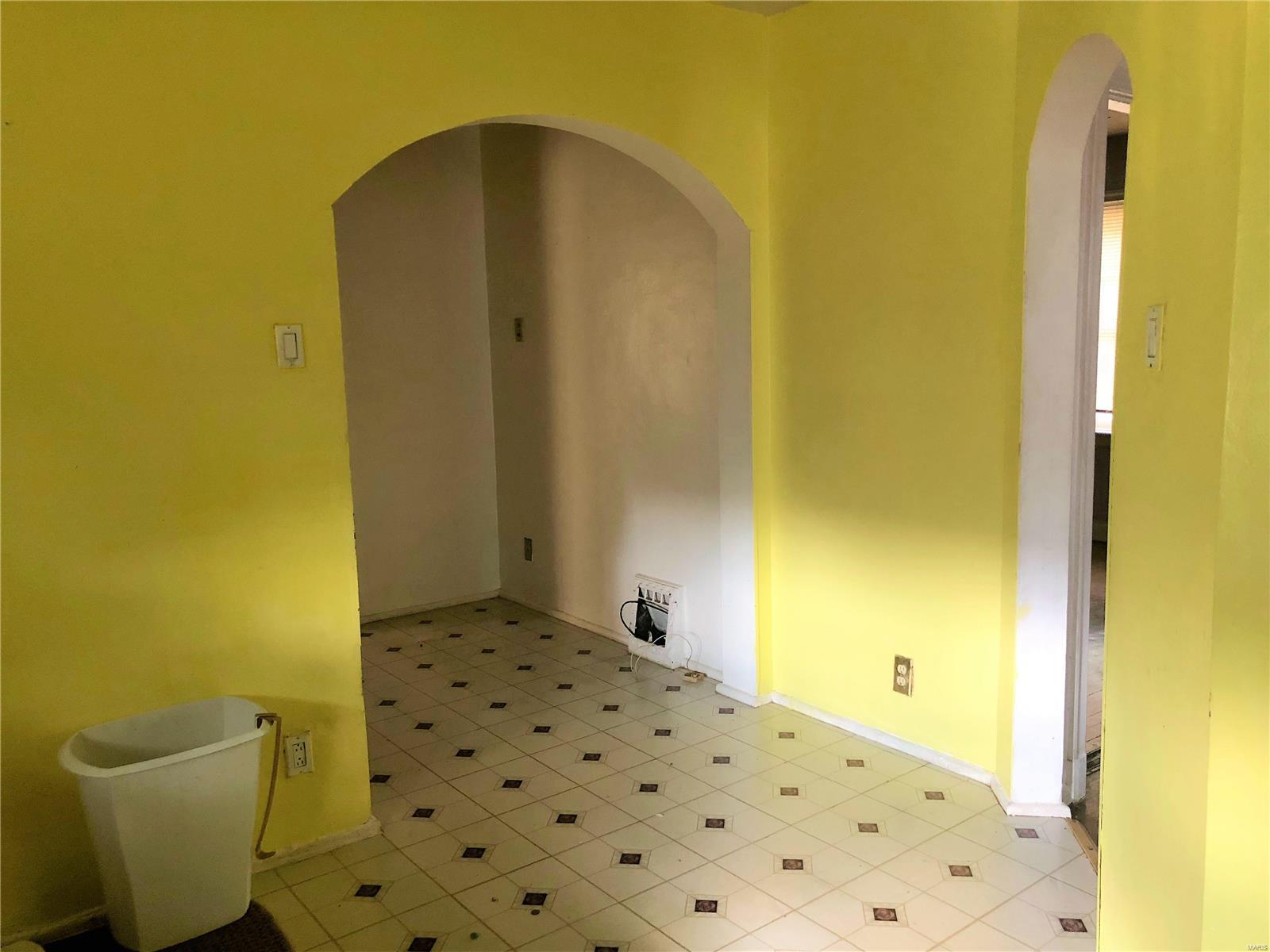 Forest Hill - Residential