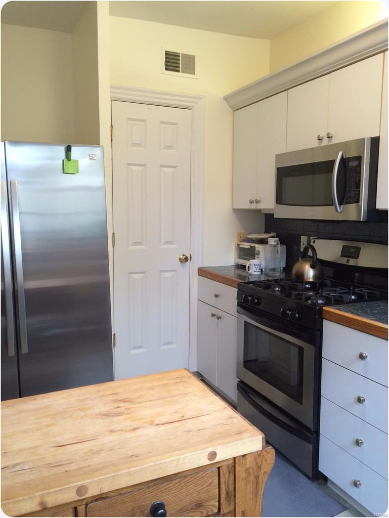 6318 Southwood - Residential