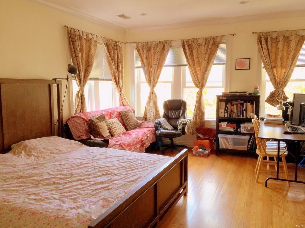 6318 Southwood - Residential