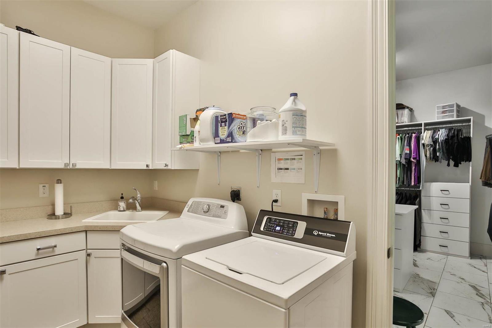 Oakland Terrace - Residential