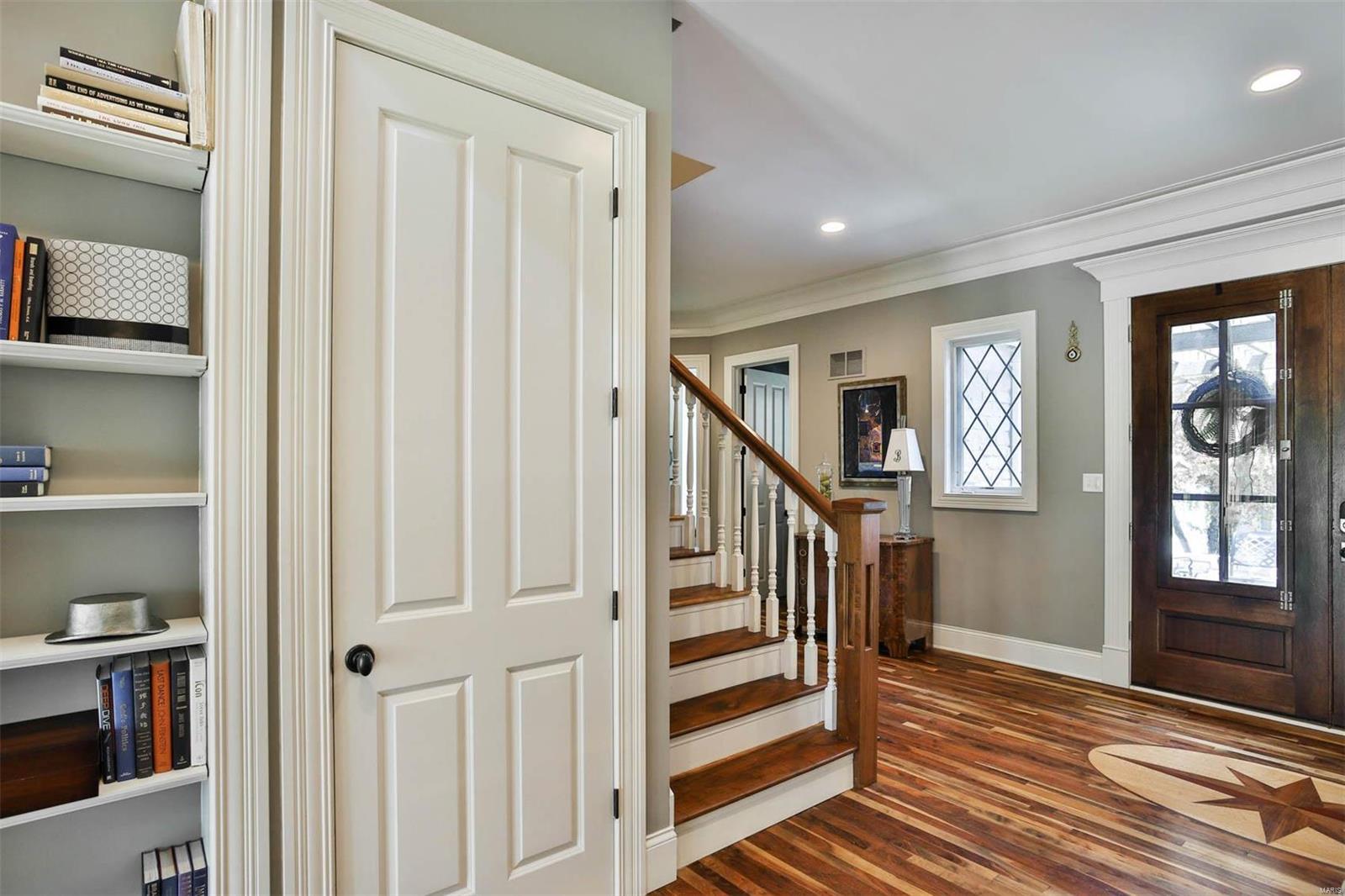 Oakland Terrace - Residential