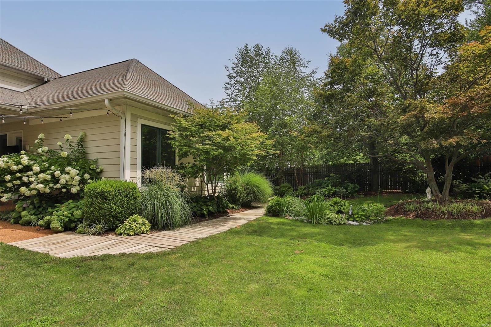 Oakland Terrace - Residential