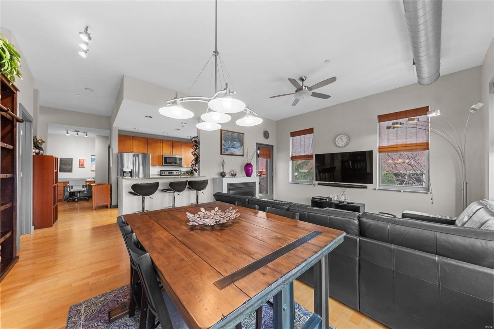 652 Emerson Road 305