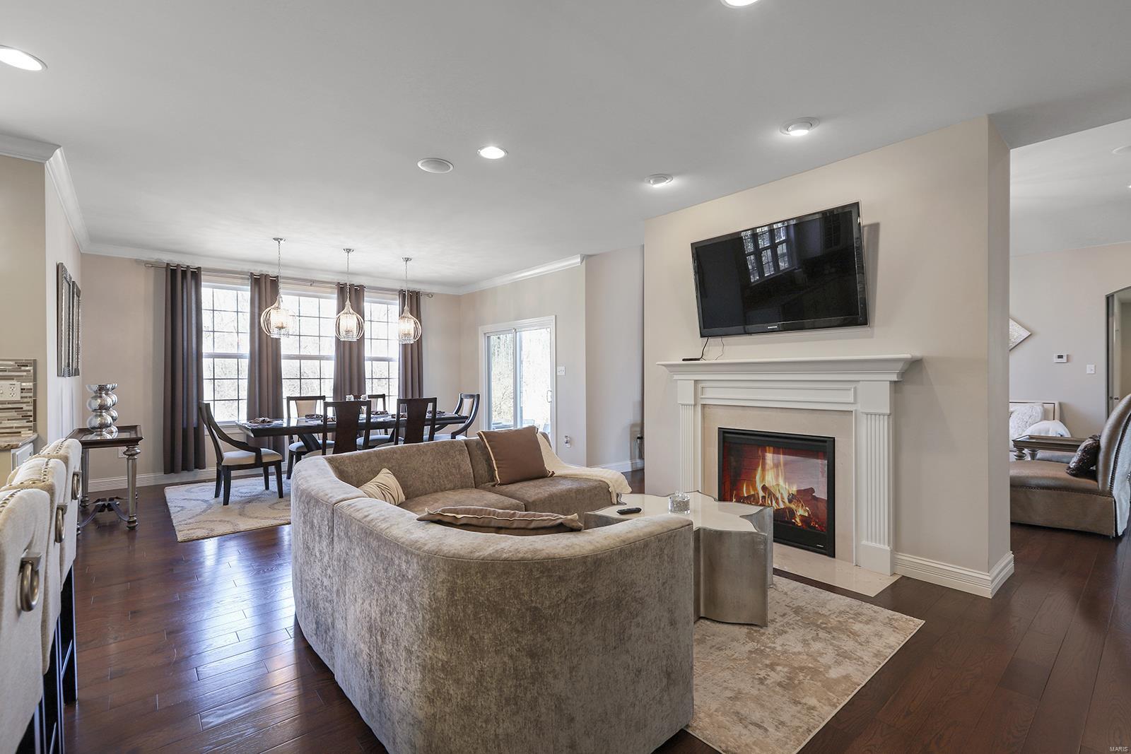 Estates At Town & Country Crossing - Residential