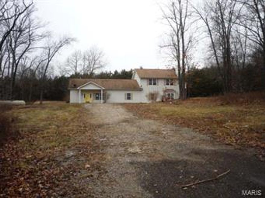 Nice sized home on 2.9 acres.  Property is being sold as-is. *** Freddie Mac First Look Initiative: Owner occupied offers first 20 days in MLS thru 04/18/2018. Owner occupied affidavit required (see attached). Special addendums after acceptance- min. $1000 earnest money in form of cashiers check payable to List Co. along w/ prequal/proof of funds required with all offers. “ Seller will not complete any repairs to the subject property, either lender or buyer requested. The property is sold in AS IS condition” SpecialListingConditions: Foreclosure