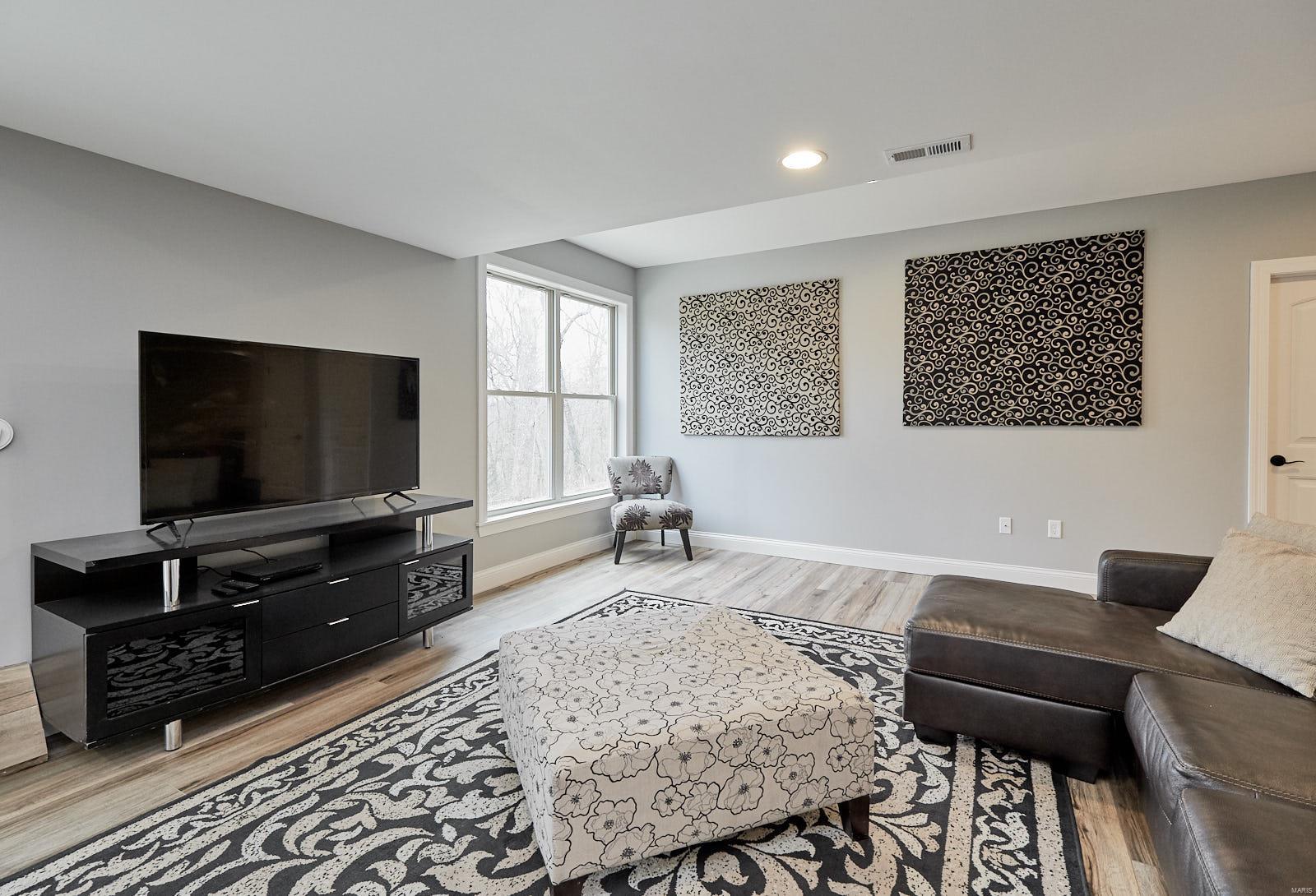 Manors At Kohlers Grove - Residential