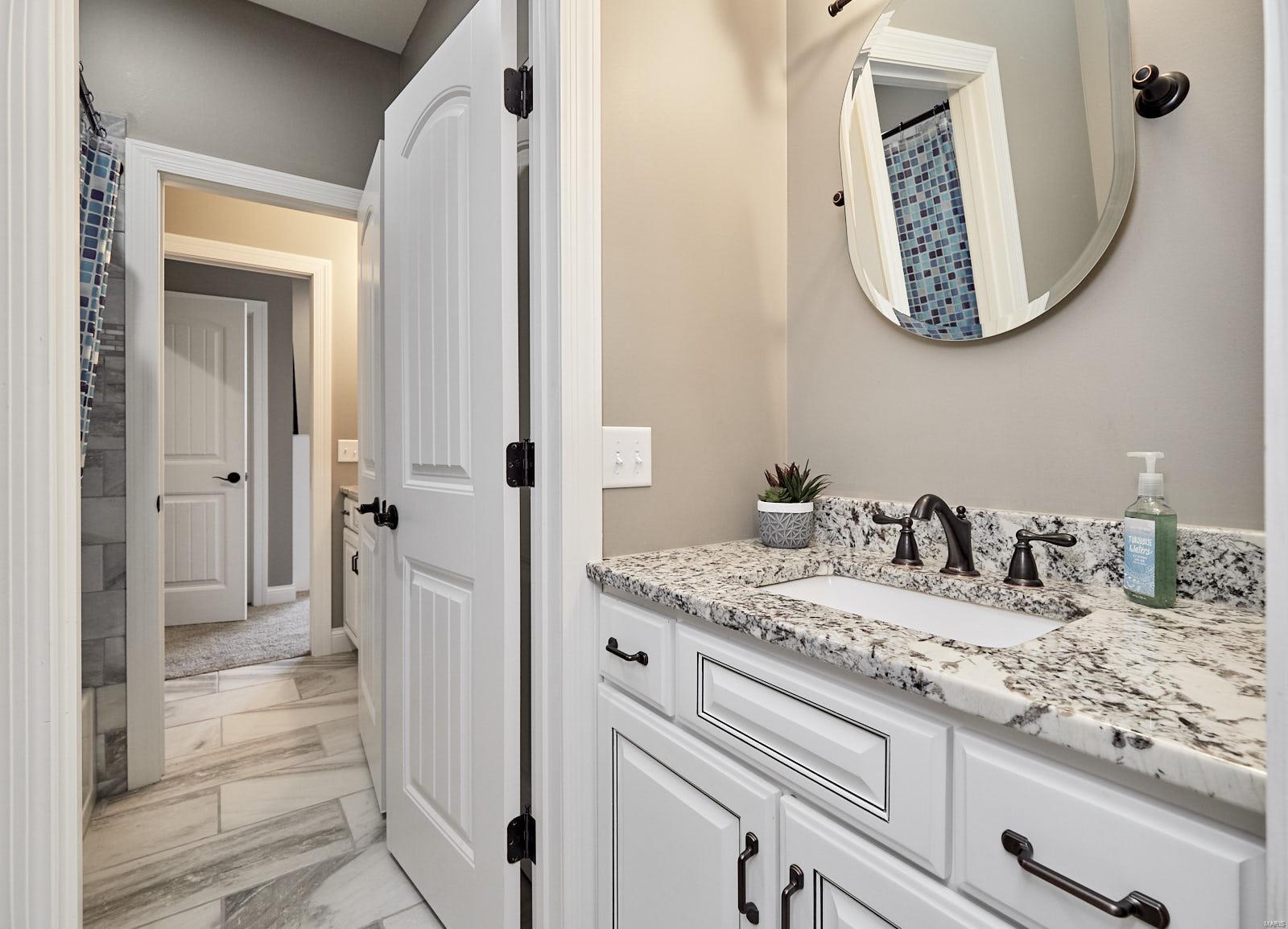 Manors At Kohlers Grove - Residential
