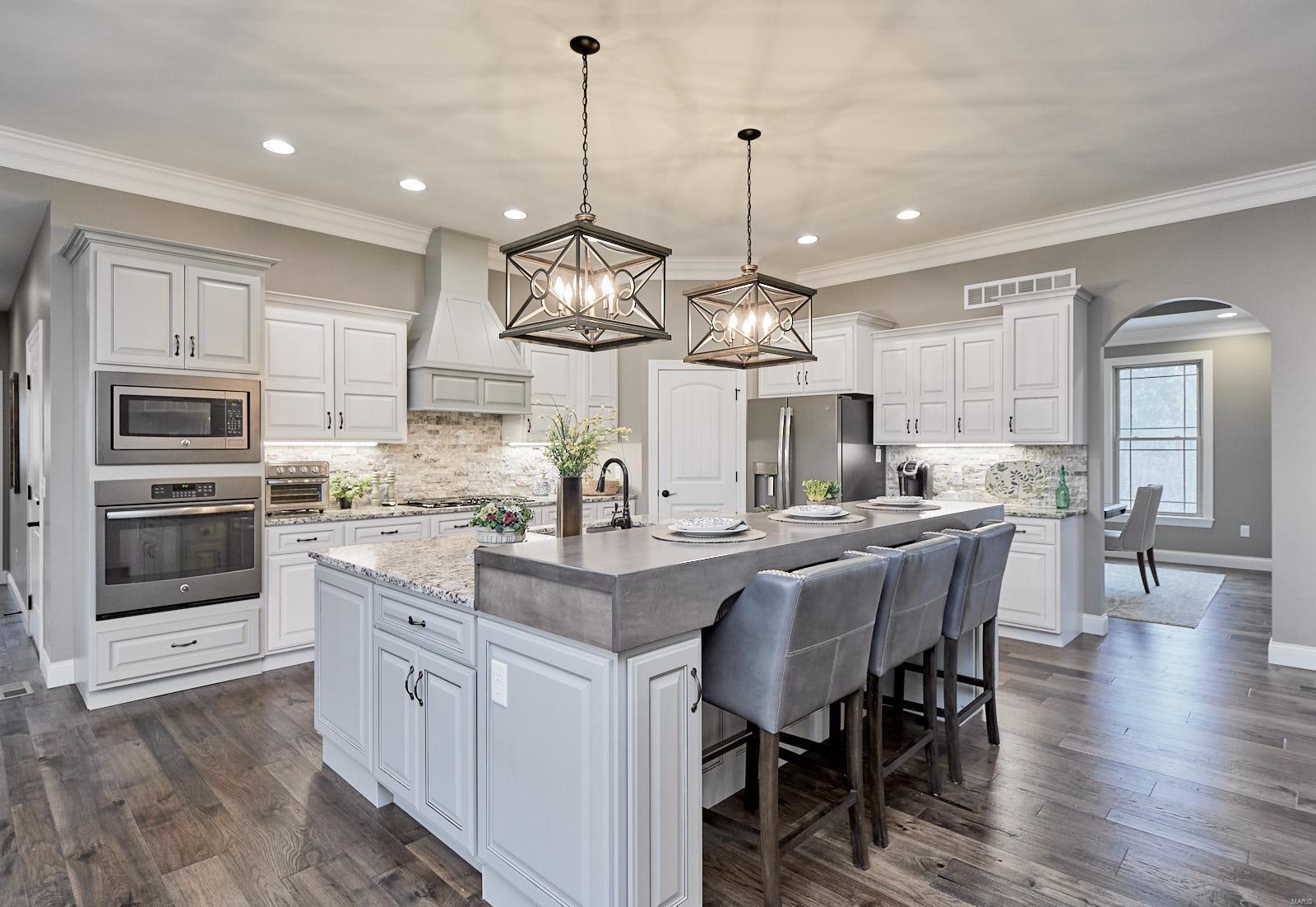 Manors At Kohlers Grove - Residential