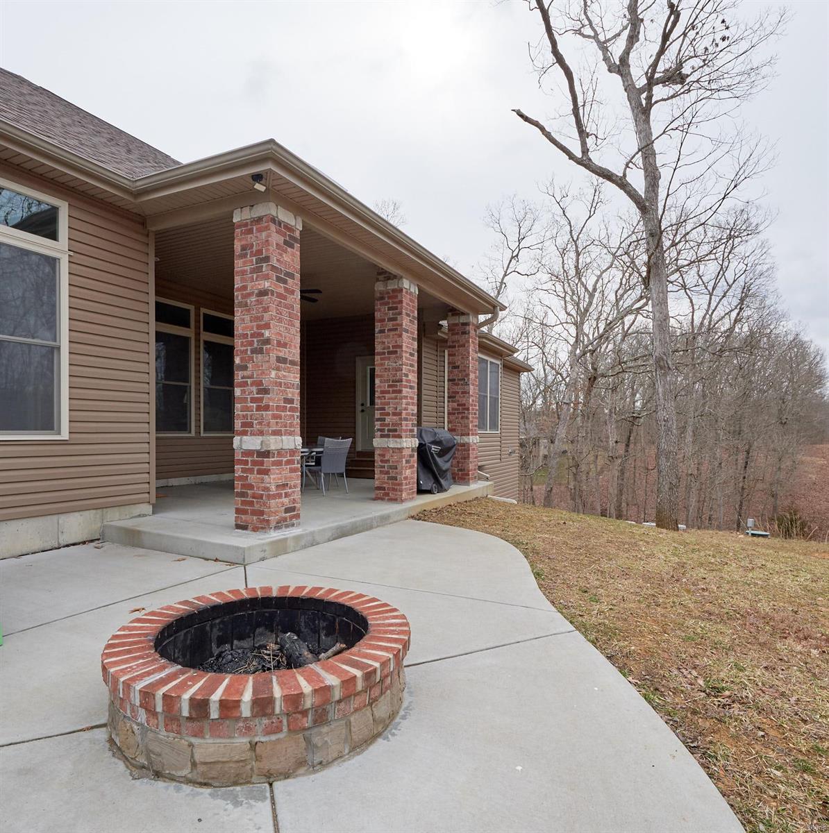 Manors At Kohlers Grove - Residential