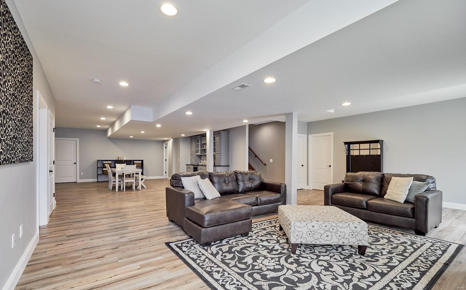 Manors At Kohlers Grove - Residential