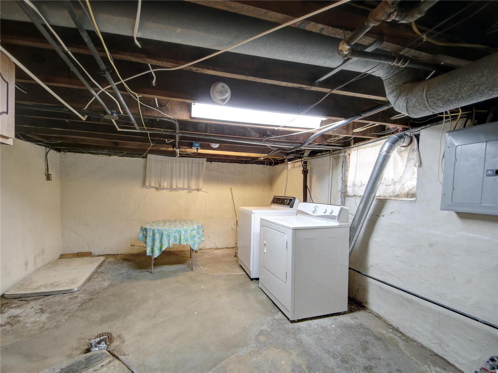 John F McDermotts Meadowbrook - Residential