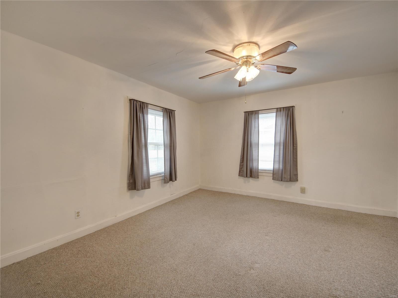 John F McDermotts Meadowbrook - Residential