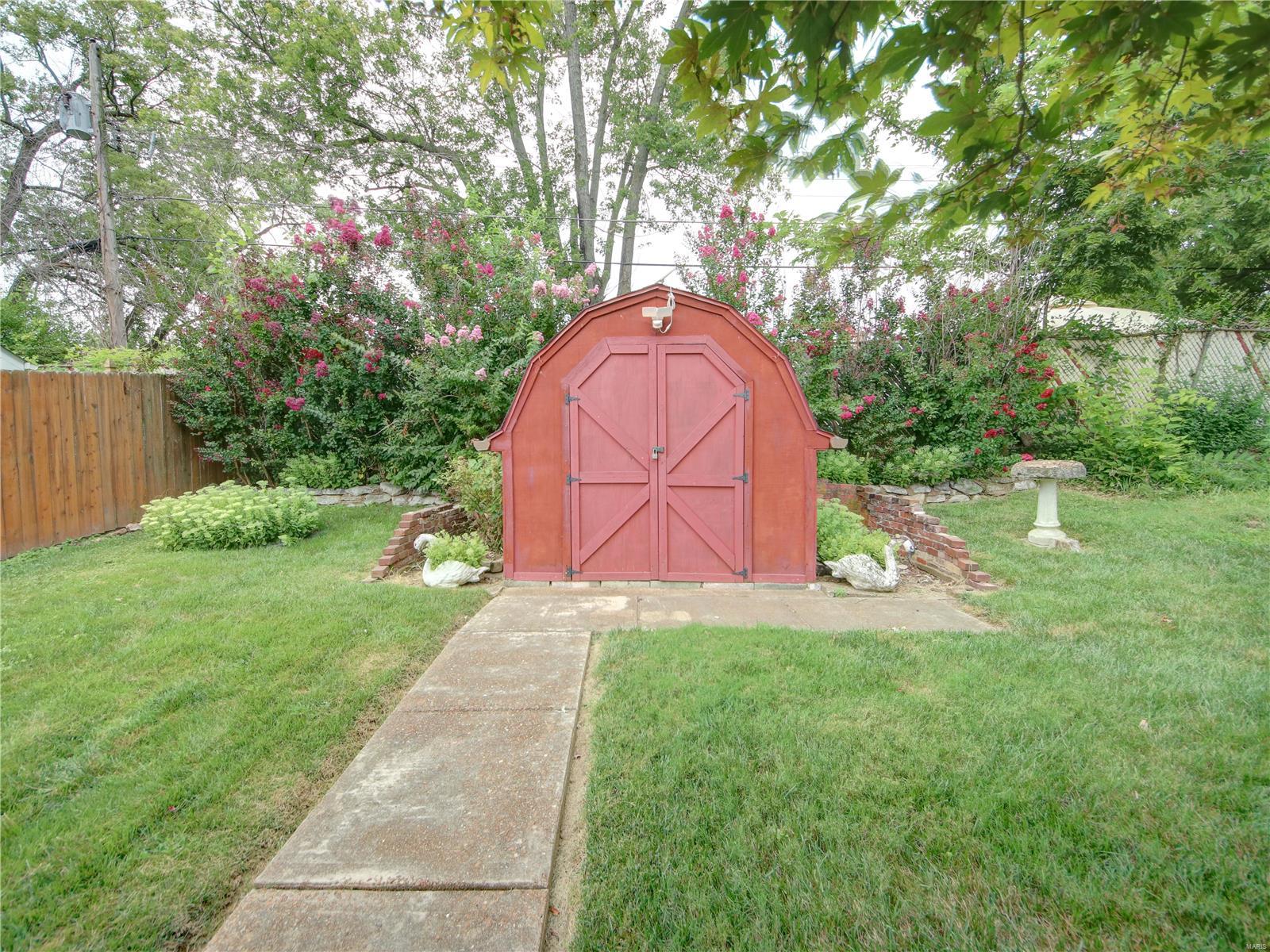 John F McDermotts Meadowbrook - Residential