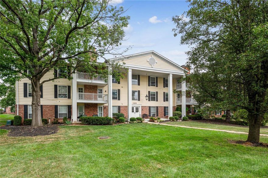 Welcome Home to this beautiful, tucked away condo in the highly sought after Brandywine community in Chesterfield. At 1,547 sq ft, this is one of the larger units. Wooded views and privacy. Many quality upgrades. Along with a spacious living and dining room there is an office with built in bookcases. Two large bedrooms and 2 Full Baths. Great Closets.   Newer windows and storm doors. Newer HVAC. For your convenience there is an in unit washer/dryer, elevator access to the 2nd floor unit, and 2 assigned spaces in the underground parking. Pool, clubhouse, extra storage, and a quiet, private setting are the other amazing features of this condo. This condo will not disappoint!  Location is everything. Location: Upper Level