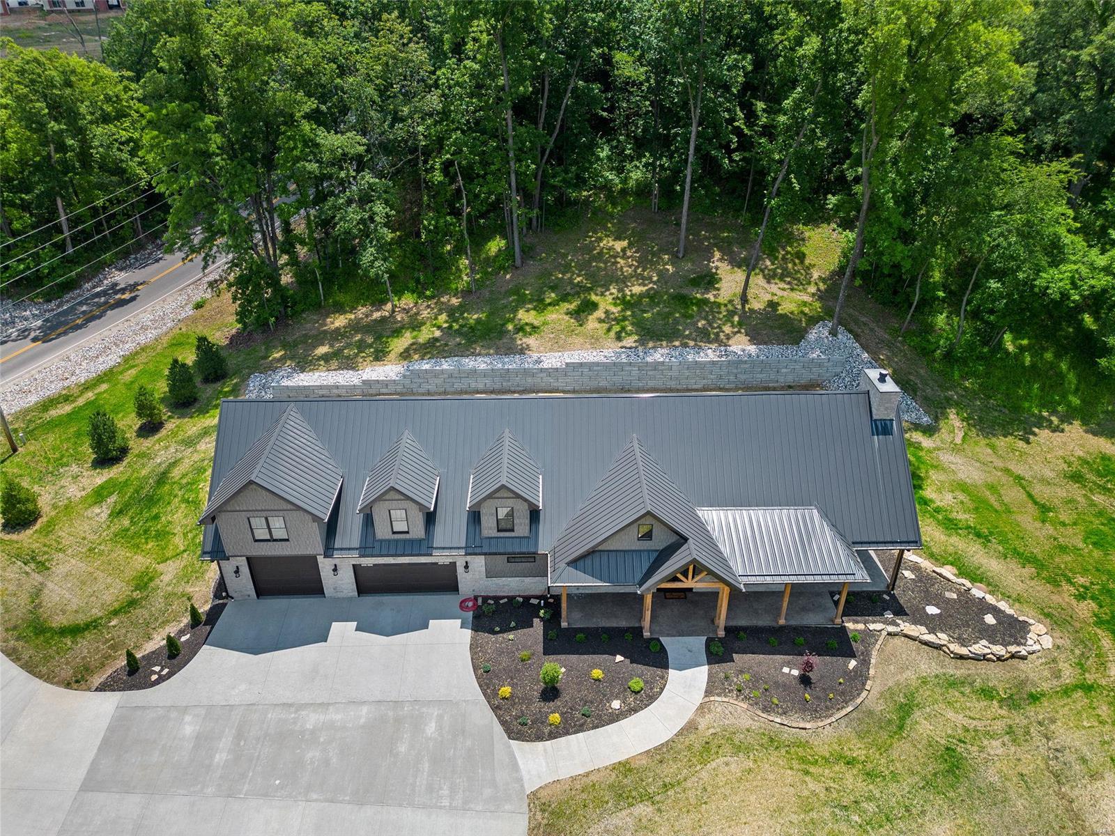 Ests Of Hawk Ridge - Residential