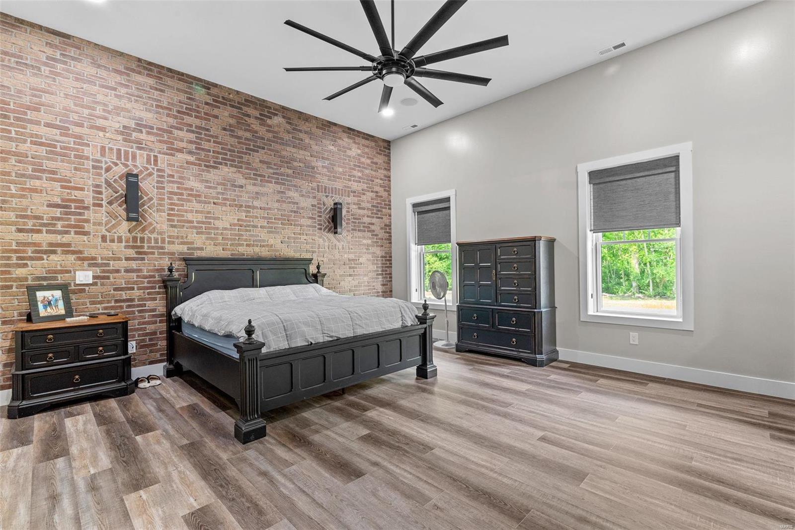 Ests Of Hawk Ridge - Residential