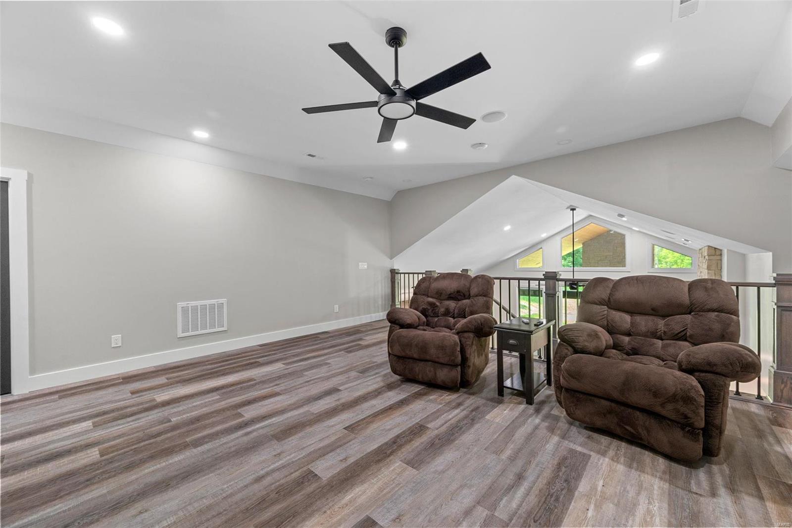 Ests Of Hawk Ridge - Residential