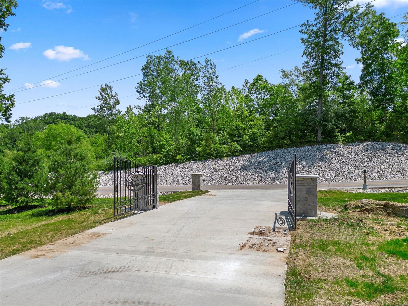 Ests Of Hawk Ridge - Residential