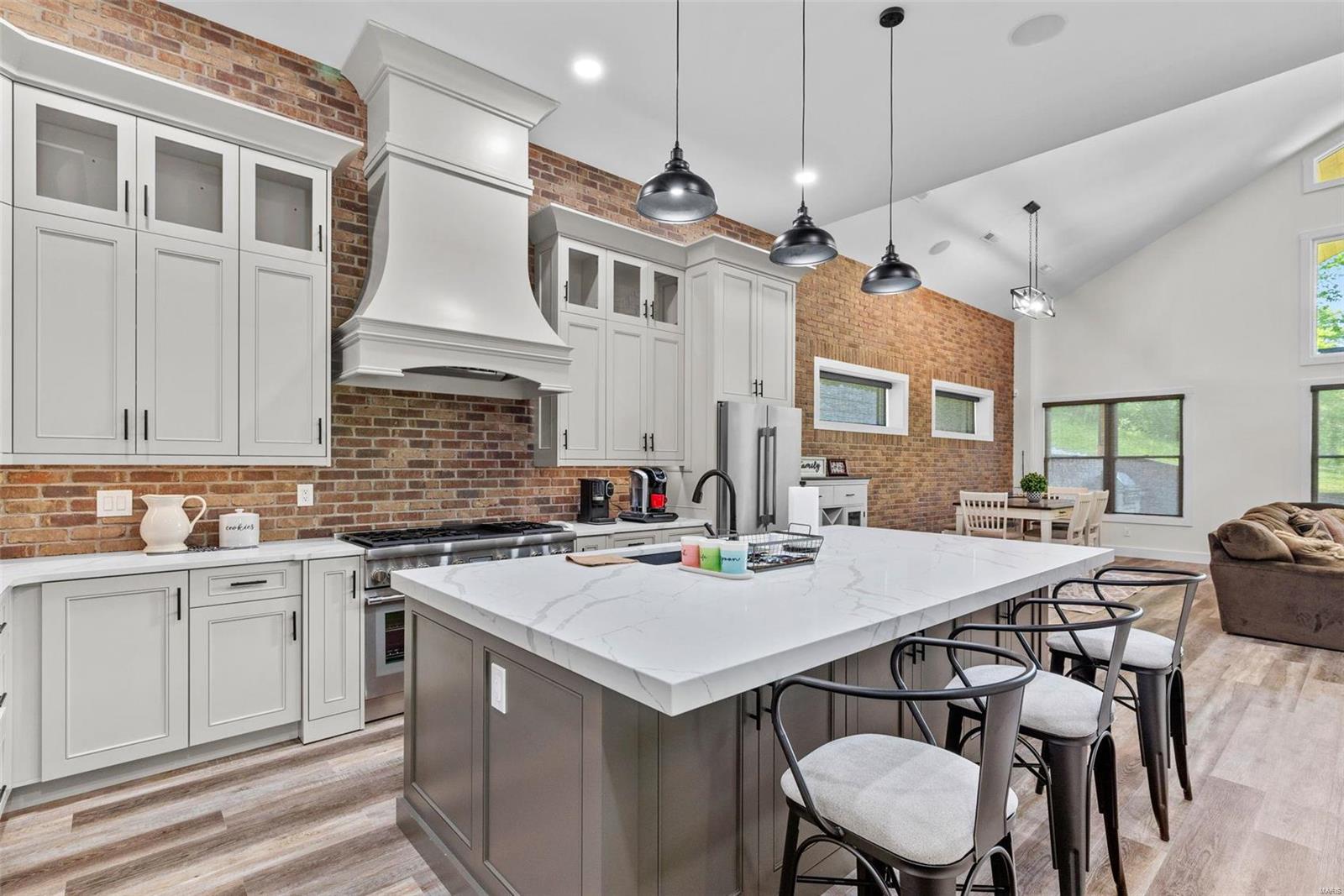 Ests Of Hawk Ridge - Residential