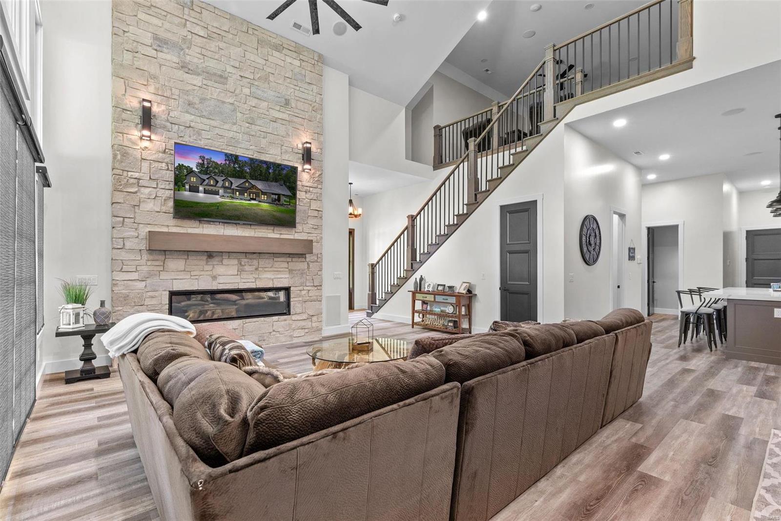 Ests Of Hawk Ridge - Residential