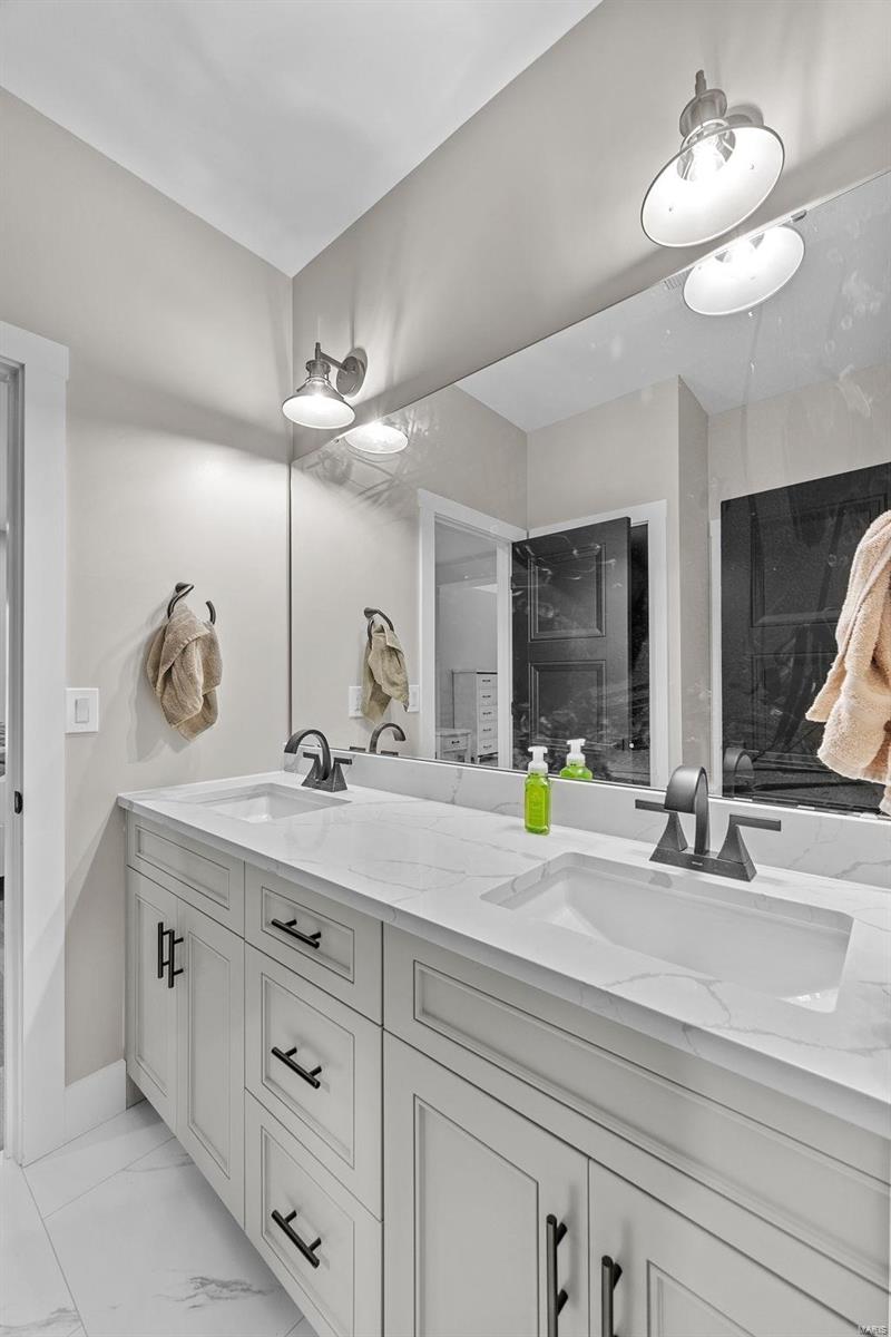 Ests Of Hawk Ridge - Residential