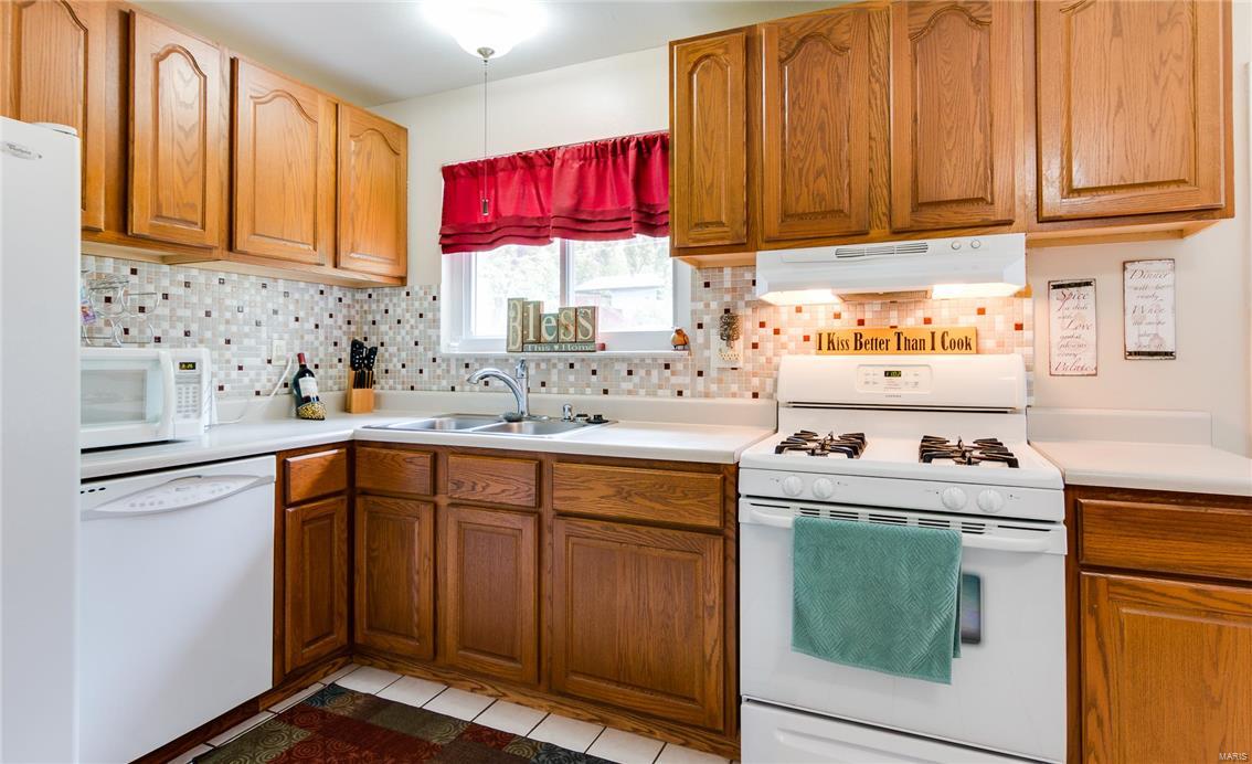 St Chas Hills #6 - Residential