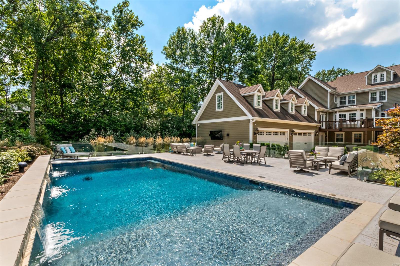 Antoine Erney Est Subd - Residential