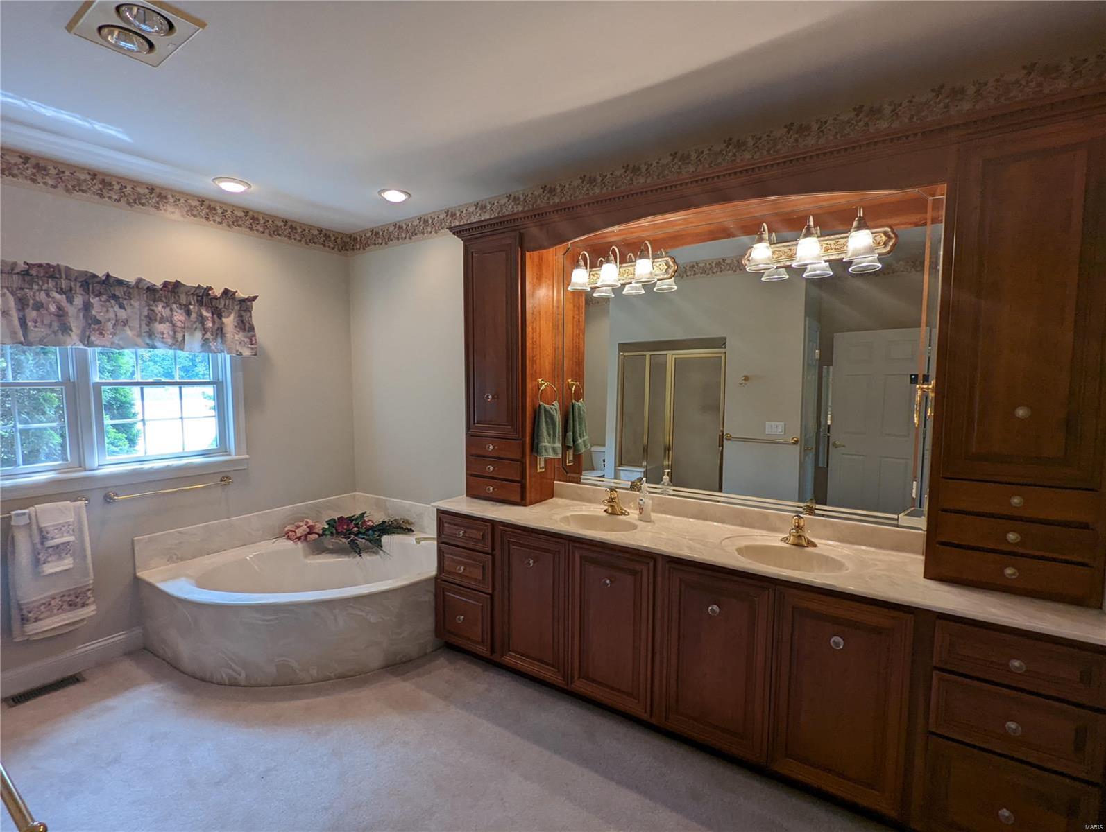 Fawn Lake Estates - Residential