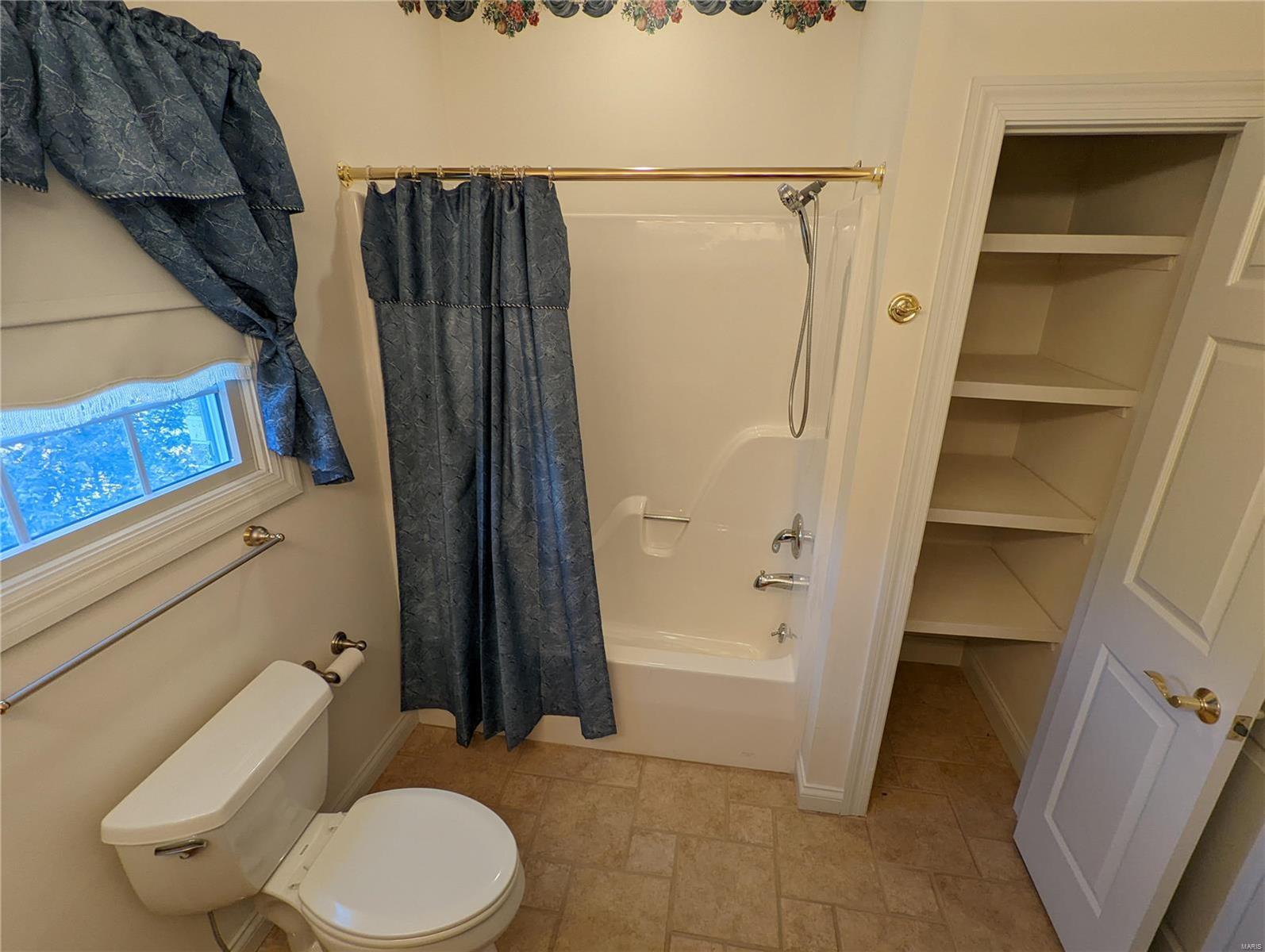 Fawn Lake Estates - Residential