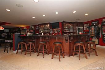 Royal Lake Estate - Residential