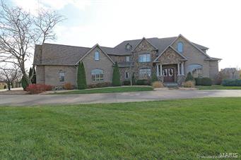 Royal Lake Estate - Residential