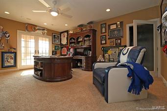 Royal Lake Estate - Residential