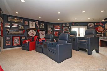 Royal Lake Estate - Residential