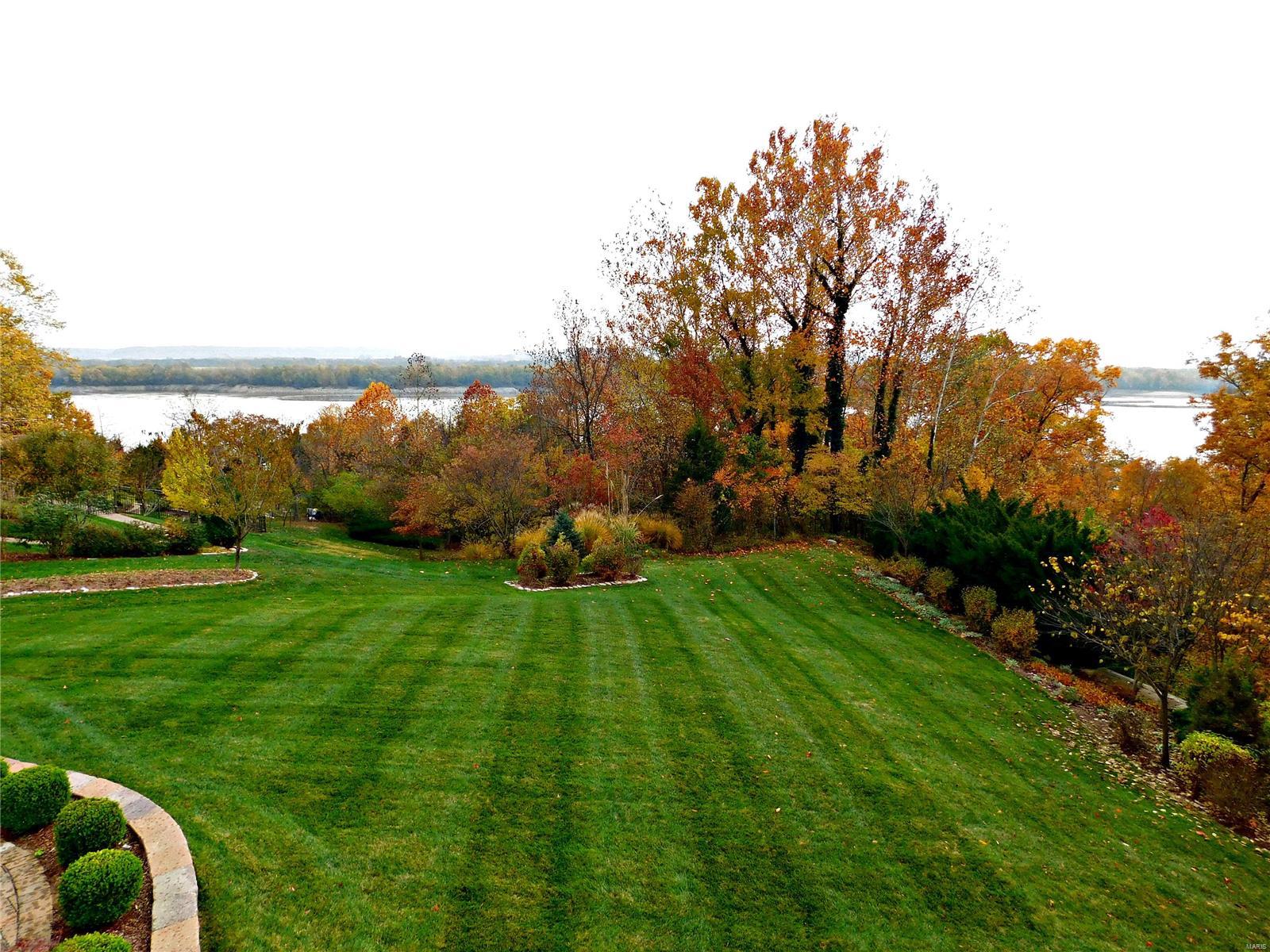 Christopher Bluffs - Residential