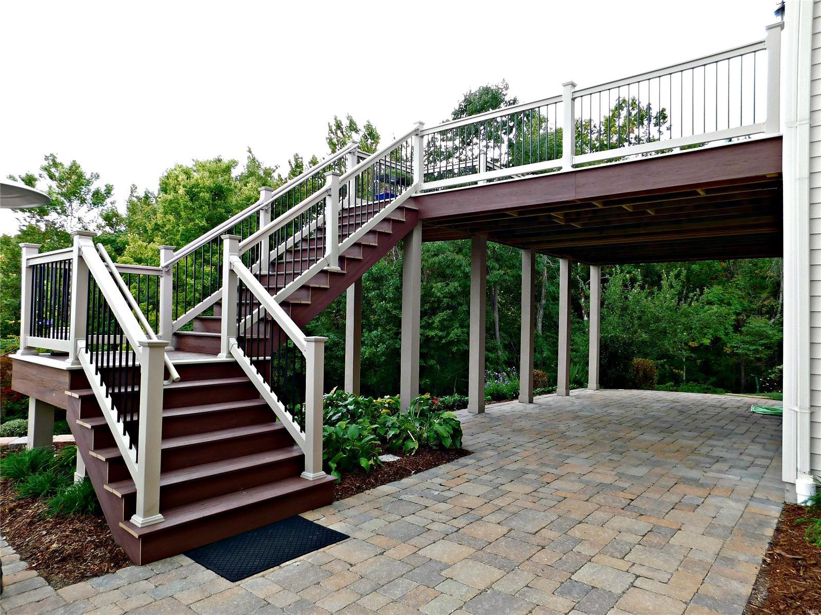 Christopher Bluffs - Residential