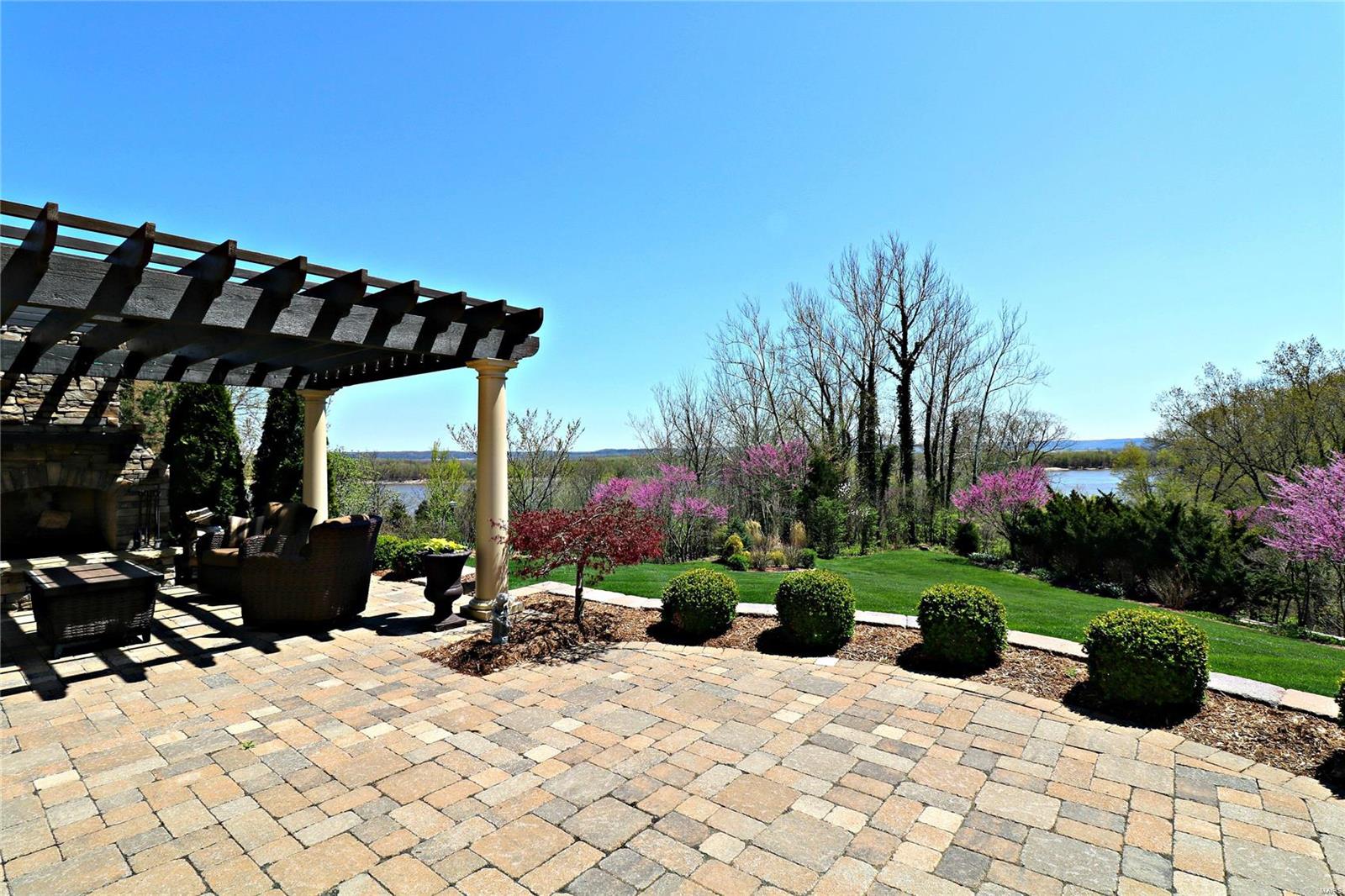 Christopher Bluffs - Residential