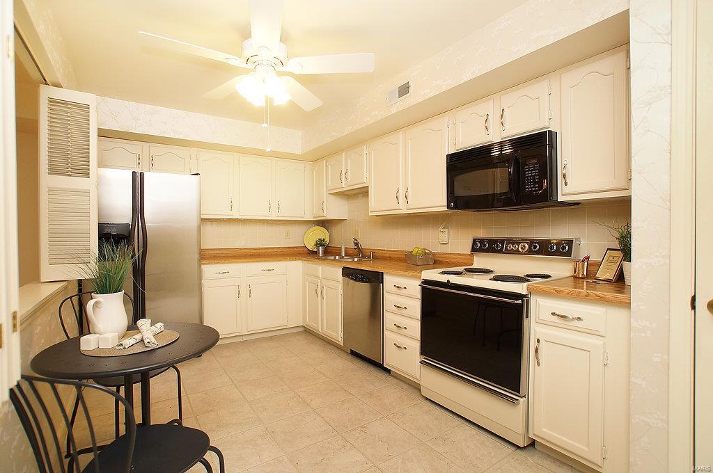 Saratoga Condo The - Residential