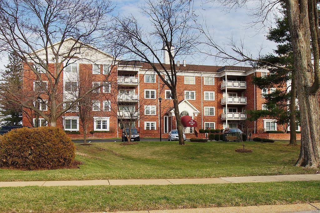 Saratoga Condo The - Residential