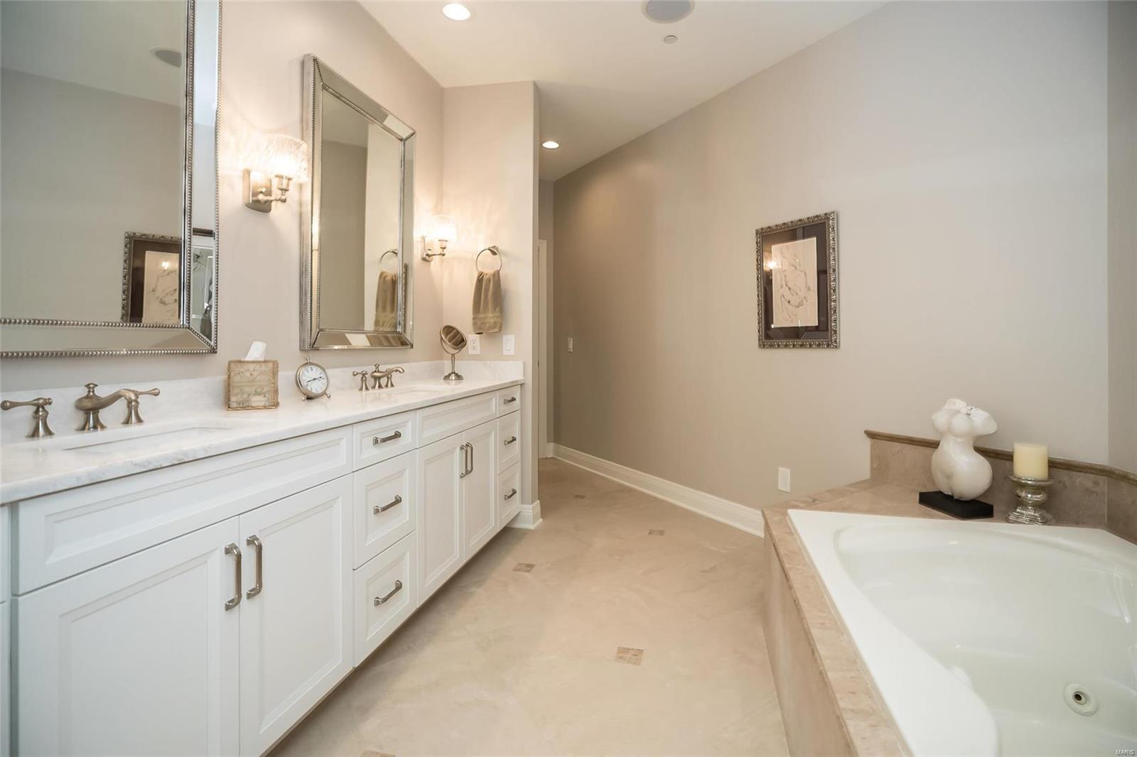 August Hill on Conway Two - Residential