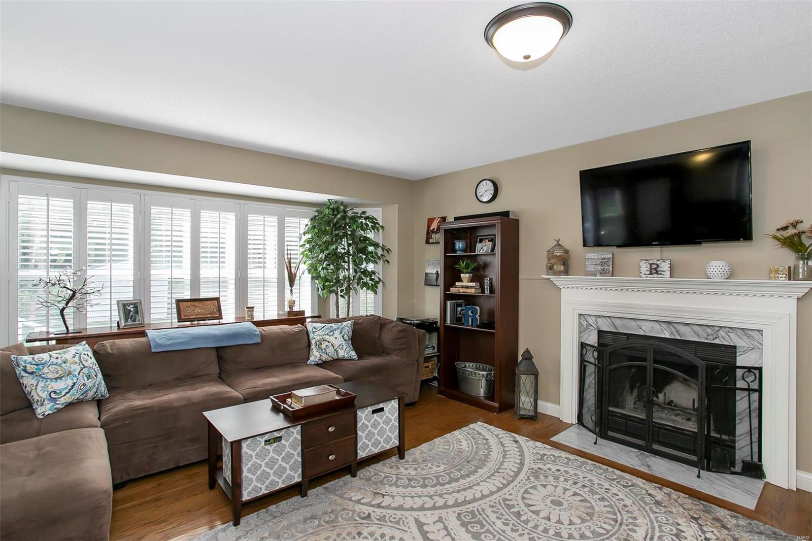 Dougherty Ferry Woods One - Residential